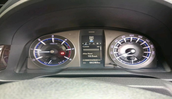 2022 Toyota Innova Crysta 2.4 ZX AT 7 STR, Diesel, Automatic, 66,280 km, interior