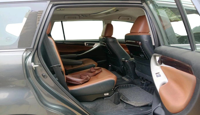 2022 Toyota Innova Crysta 2.4 ZX AT 7 STR, Diesel, Automatic, 66,280 km, interior