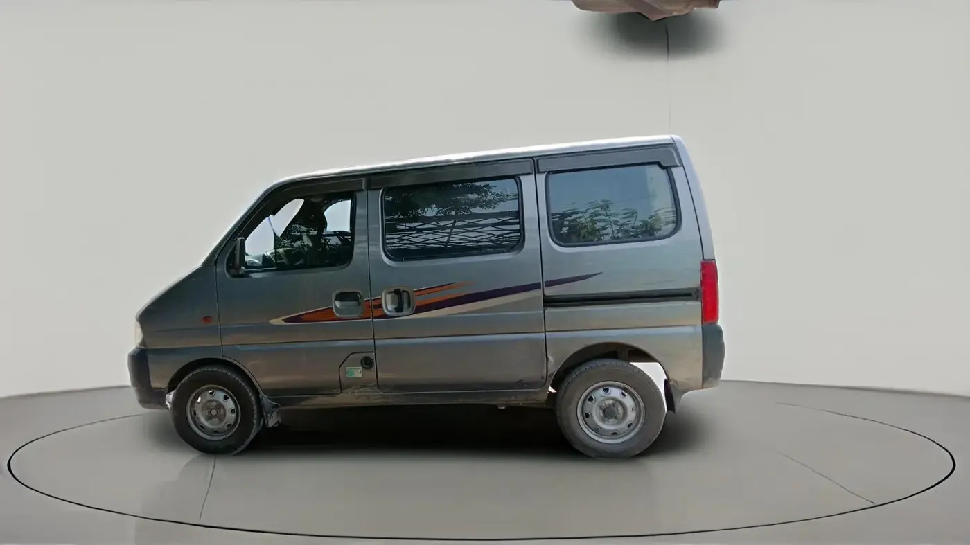 2017 Maruti Eeco 5 STR WITH A/C+HTR CNG, CNG, Manual, 1,41,315 km, exterior