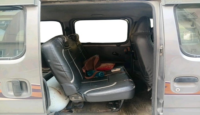 2017 Maruti Eeco 5 STR WITH A/C+HTR CNG, CNG, Manual, 1,41,315 km, interior