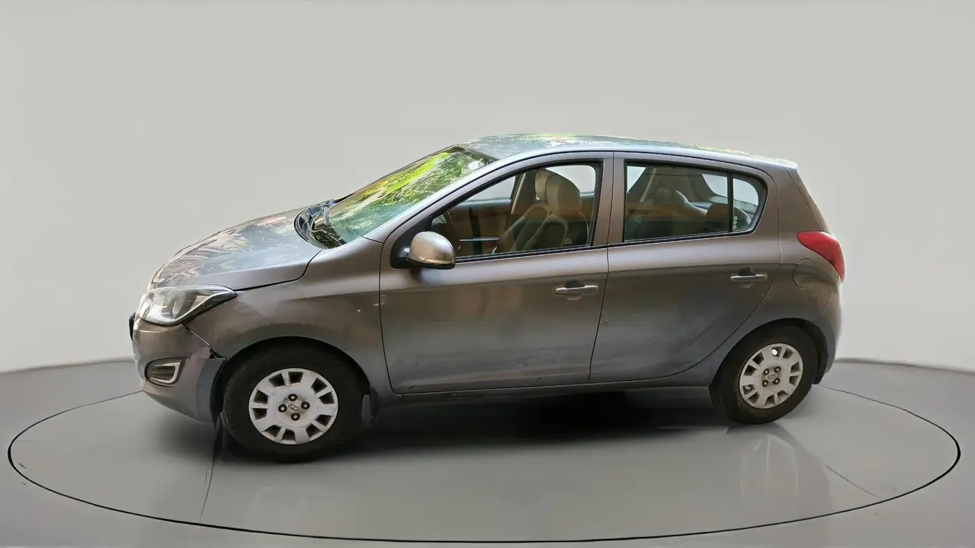 2013 Hyundai i20 MAGNA 1.2, CNG, Manual, 1,39,247 km, exterior