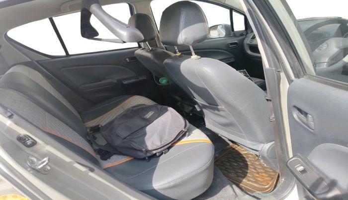 2015 Maruti Ritz LXI, Petrol, Manual, 68,765 km, interior