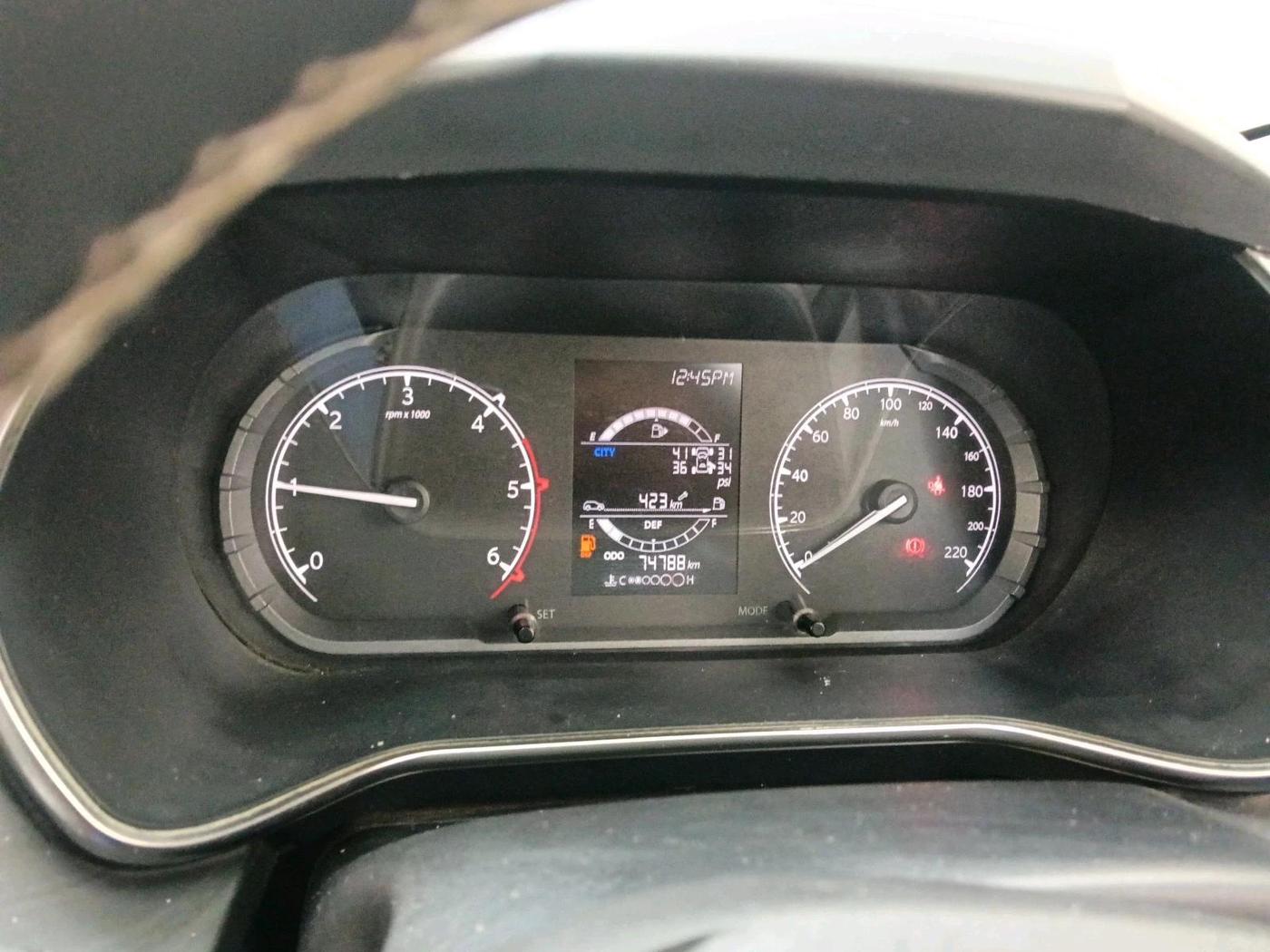 2021 Tata Safari XT PLUS, Diesel, Manual, 74,788 km, interior