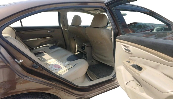 2018 Maruti Ciaz DELTA 1.5 SHVS MT PETROL, Petrol, Manual, 31,991 km, interior