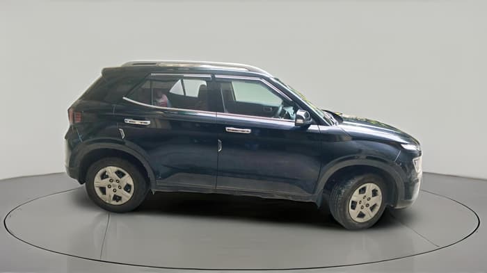2023 Hyundai VENUE SX 1.2 PETROL, CNG, Manual, 25,393 km, exterior
