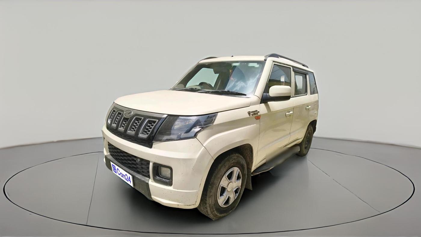 2019 Mahindra TUV300 T6 PLUS, Diesel, Manual, 74,789 km, exterior