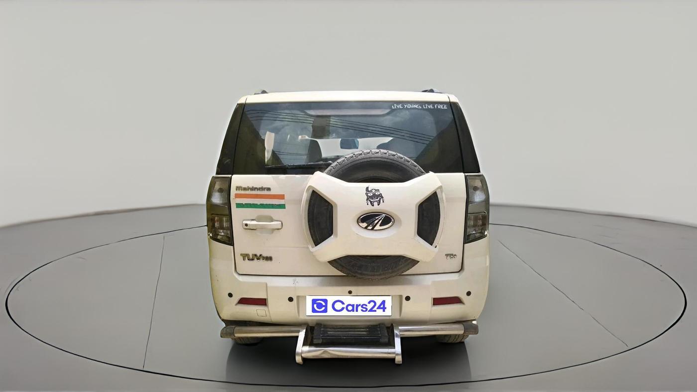 2019 Mahindra TUV300 T6 PLUS, Diesel, Manual, 74,789 km, exterior