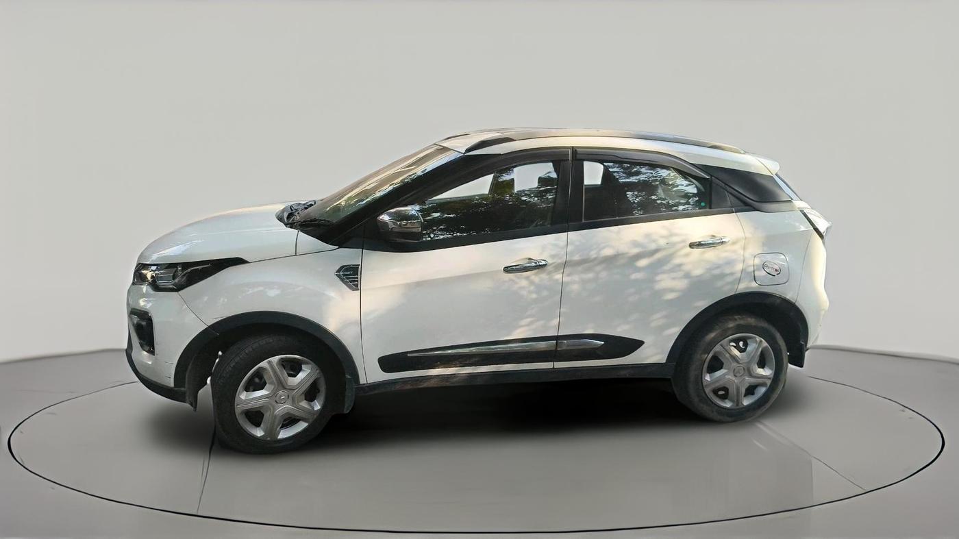 2023 Tata NEXON XM SUNROOF PETROL, Petrol, Manual, 61,244 km, exterior