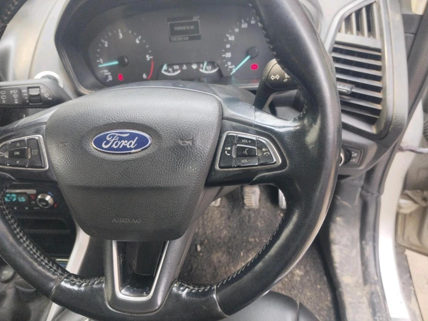 2018 Ford Ecosport TITANIUM 1.5L DIESEL, Diesel, Manual, 1,08,388 km, interior