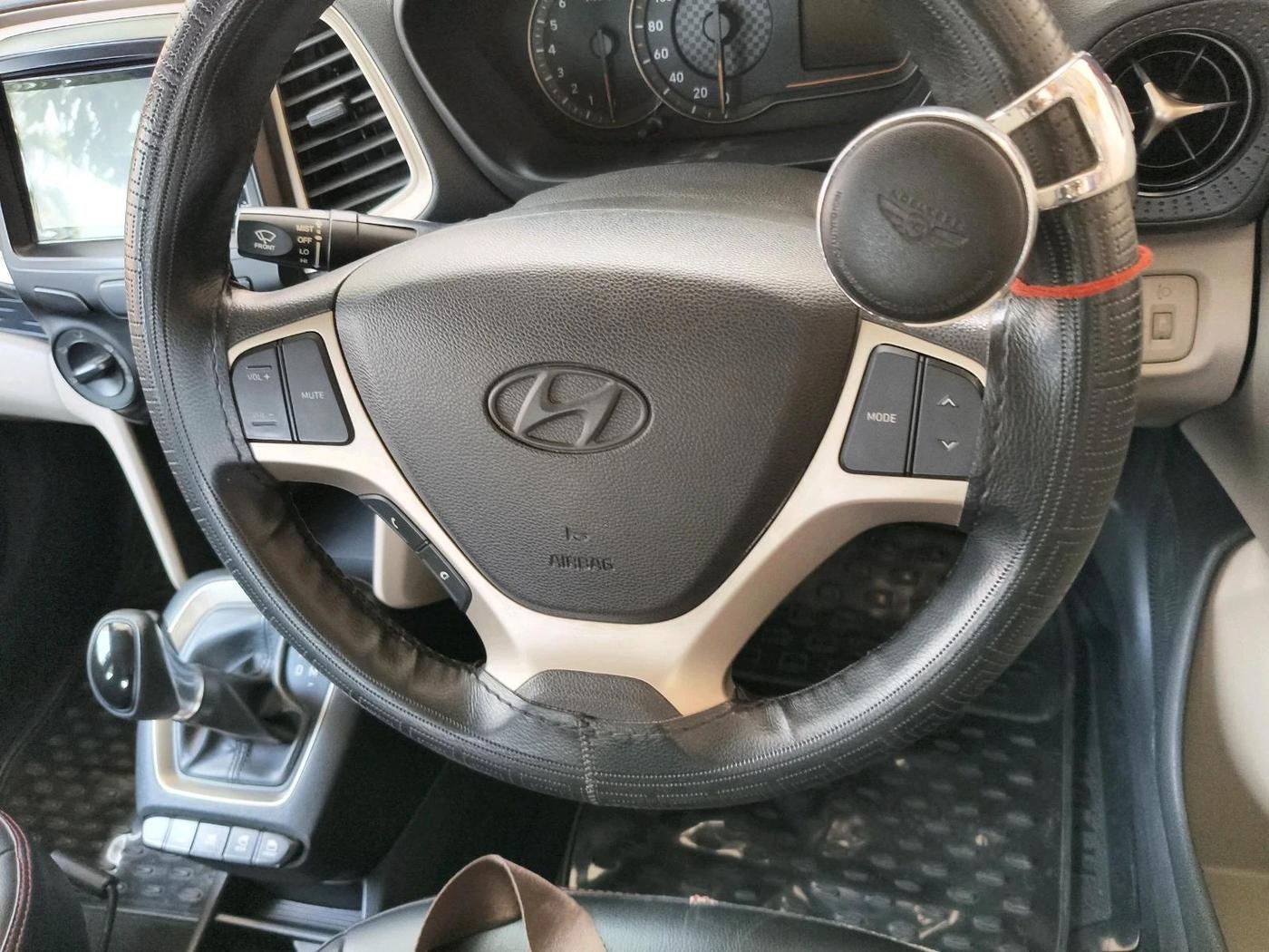 2020 Hyundai NEW SANTRO MAGNA 1.1 CORPORATE EDITION AMT, Petrol, Automatic, 27,800 km, interior