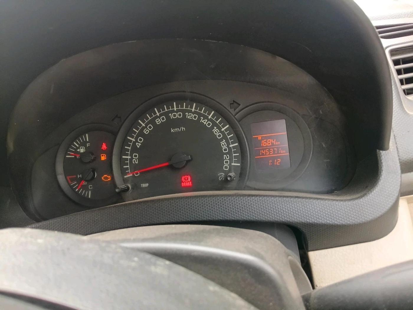 2016 Maruti Swift Dzire LXI, CNG, Manual, 1,45,371 km, interior