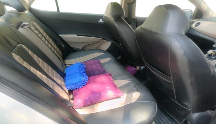 2017 Hyundai Xcent SX 1.2, Petrol, Manual, 89,152 km, interior