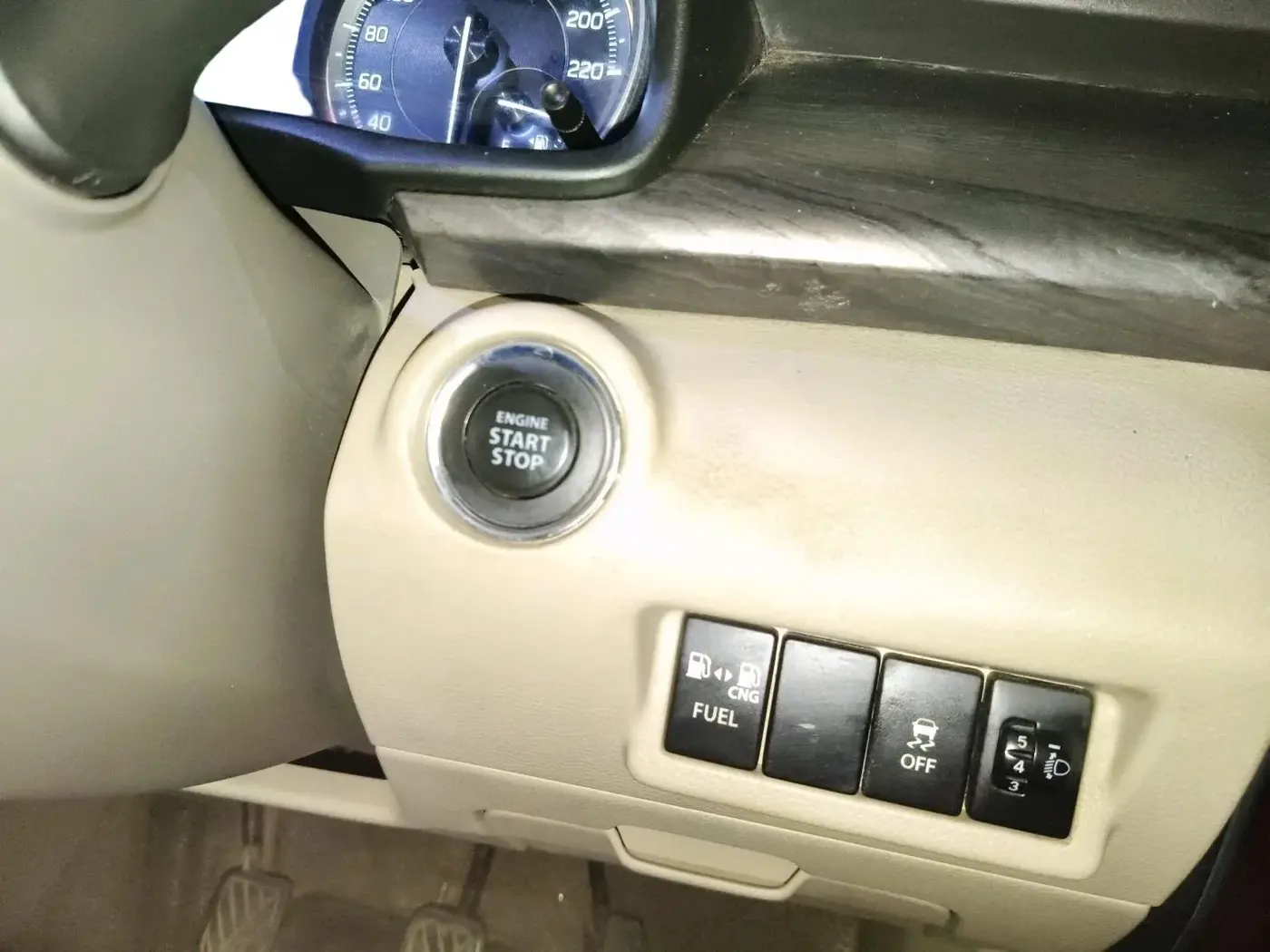 2022 Maruti Ertiga ZXI (O) CNG, CNG, Manual, 76,584 km, interior