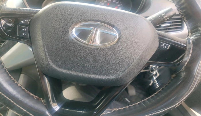 2018 Tata NEXON XM PETROL, Petrol, Manual, 1,01,736 km, interior