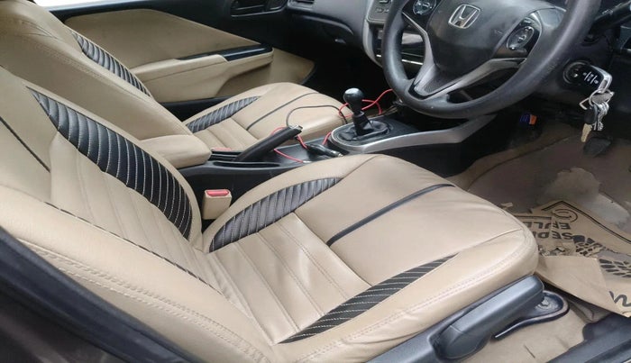 2016 Honda City 1.5L I-DTEC SV, Diesel, Manual, 1,67,141 km, interior