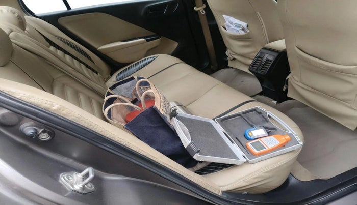 2016 Honda City 1.5L I-DTEC SV, Diesel, Manual, 1,67,141 km, interior