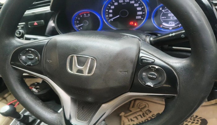 2016 Honda City 1.5L I-DTEC SV, Diesel, Manual, 1,67,141 km, interior