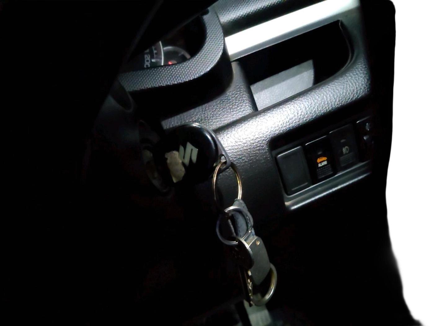2015 Maruti Swift VXI, Petrol, Manual, 1,16,821 km, interior