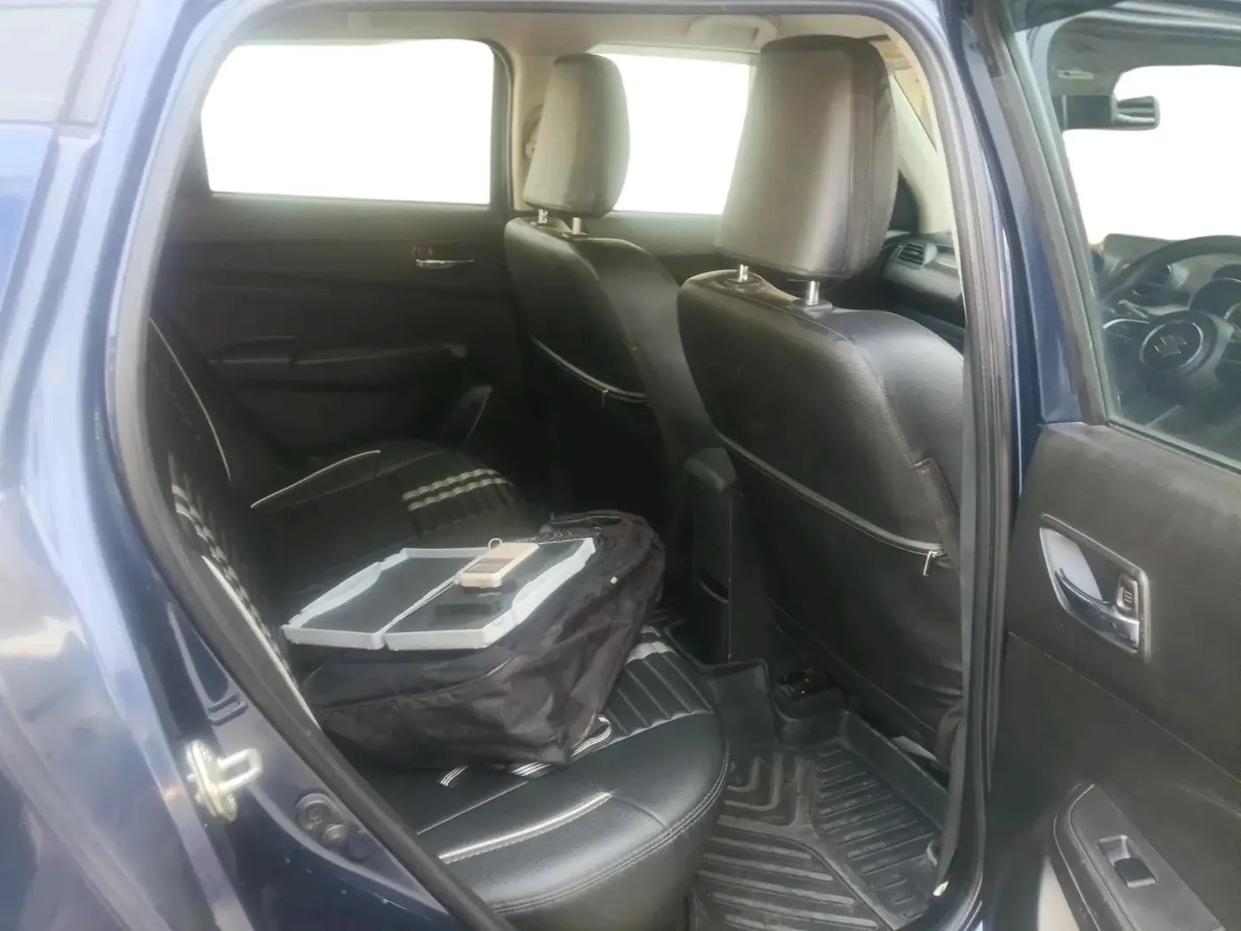 2022 Maruti Swift VXI AMT, Petrol, Automatic, 50,920 km, interior