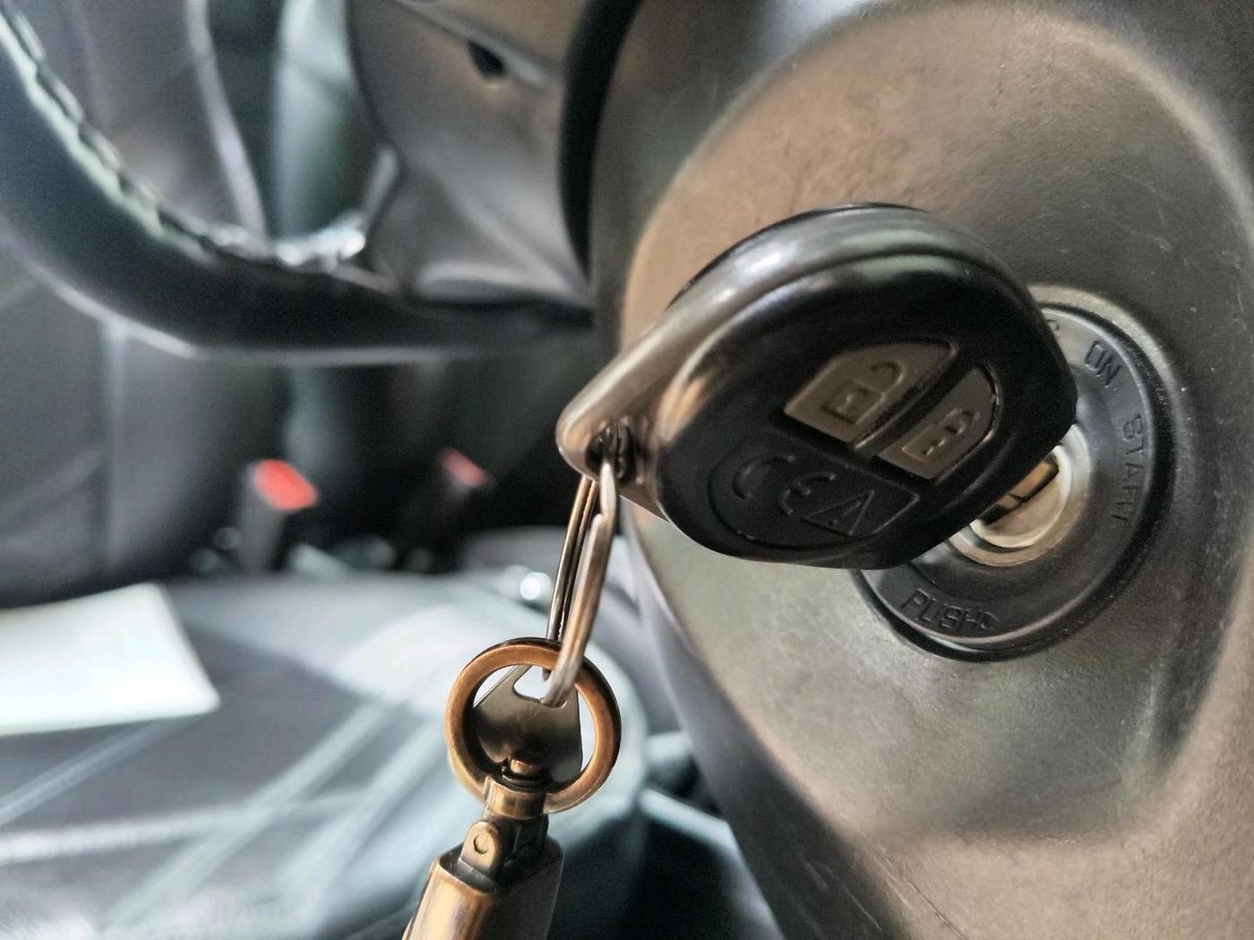 2023 Maruti Swift VXI CNG, CNG, Manual, 48,279 km, interior