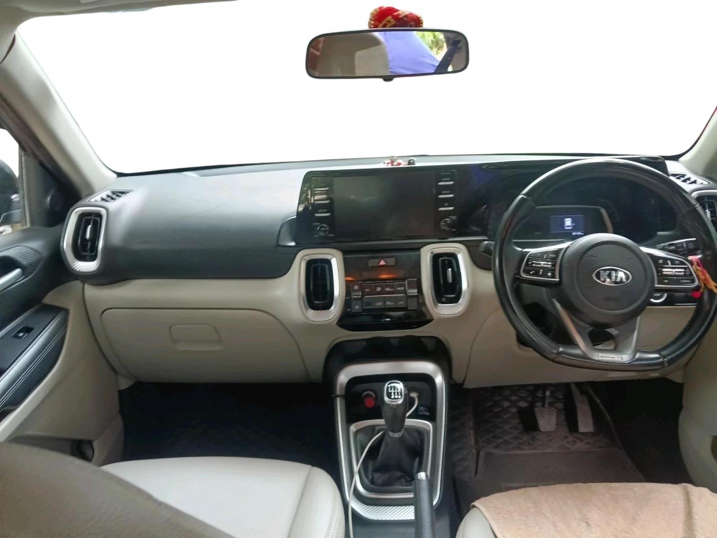 2021 KIA SONET HTX 1.0 IMT, Petrol, Manual, 95,143 km, interior