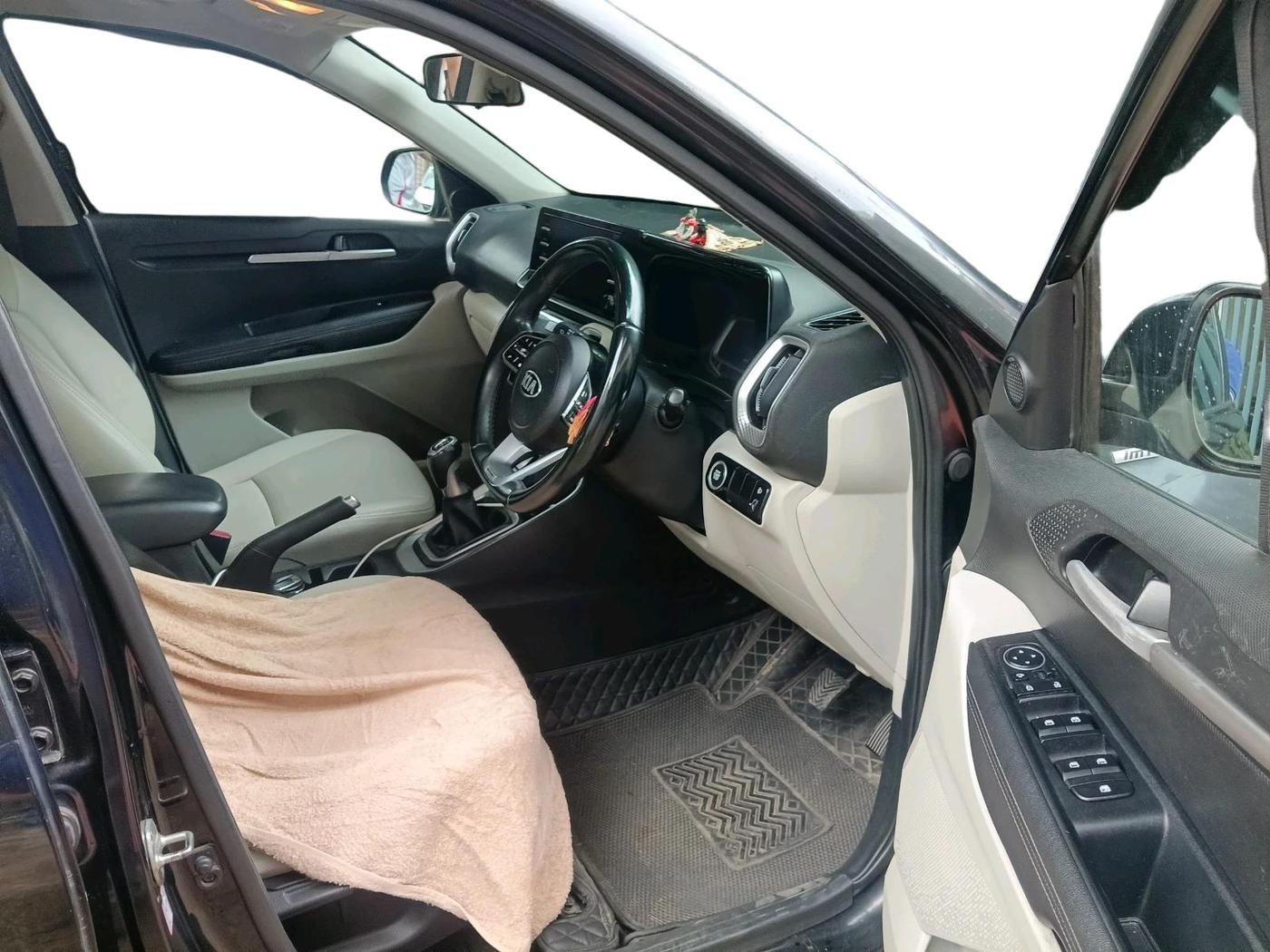 2021 KIA SONET HTX 1.0 IMT, Petrol, Manual, 95,143 km, interior