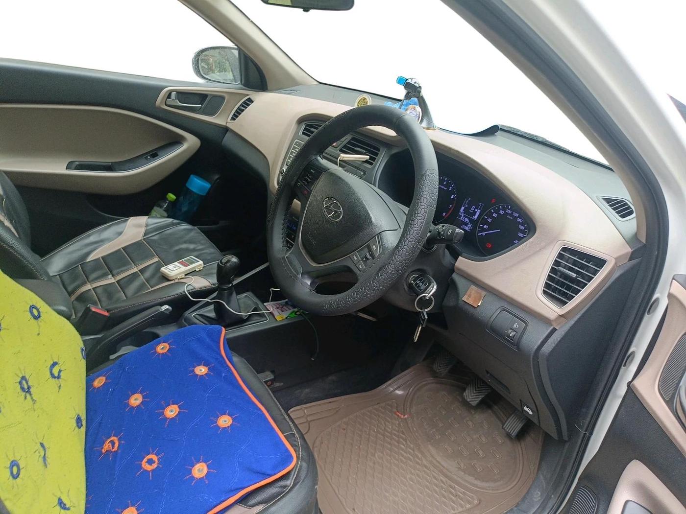 2017 Hyundai Elite i20 ASTA 1.2, Petrol, Manual, 29,980 km, interior