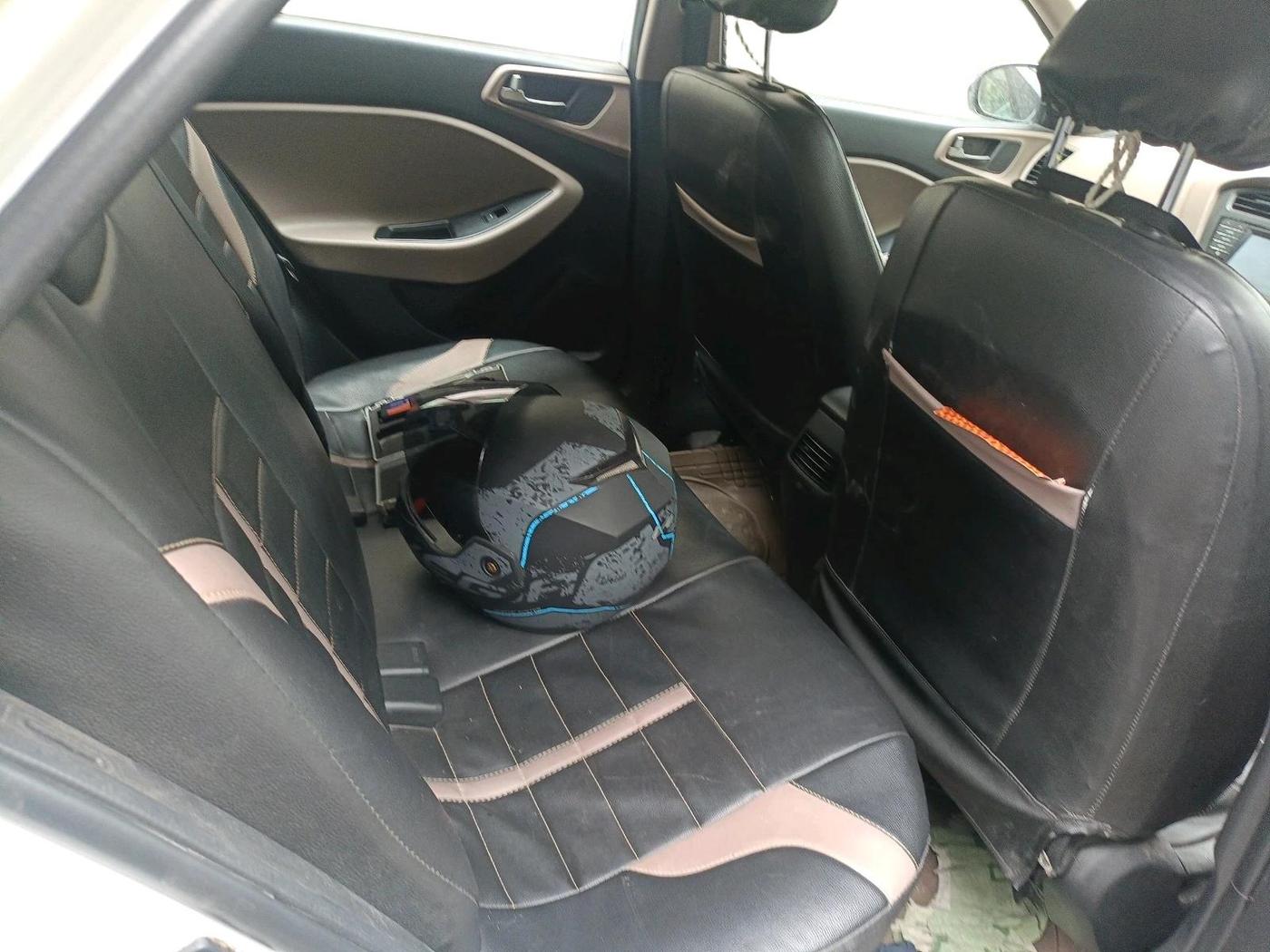 2017 Hyundai Elite i20 ASTA 1.2, Petrol, Manual, 29,980 km, interior