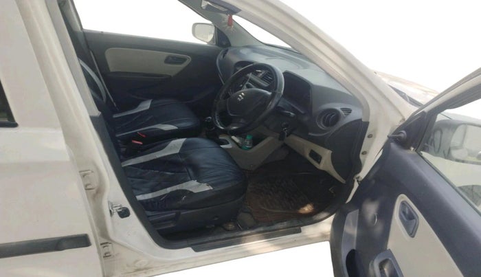 2016 Maruti Alto K10 LXI CNG, CNG, Manual, 1,28,544 km, interior