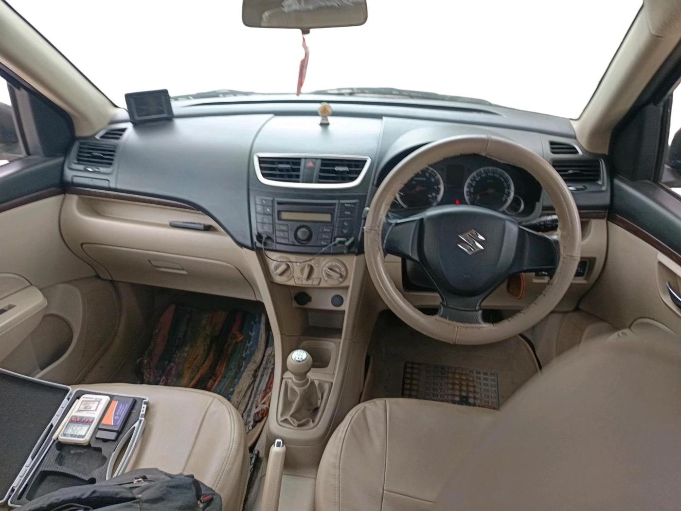 2013 Maruti Swift Dzire VXI, CNG, Manual, 71,385 km, interior