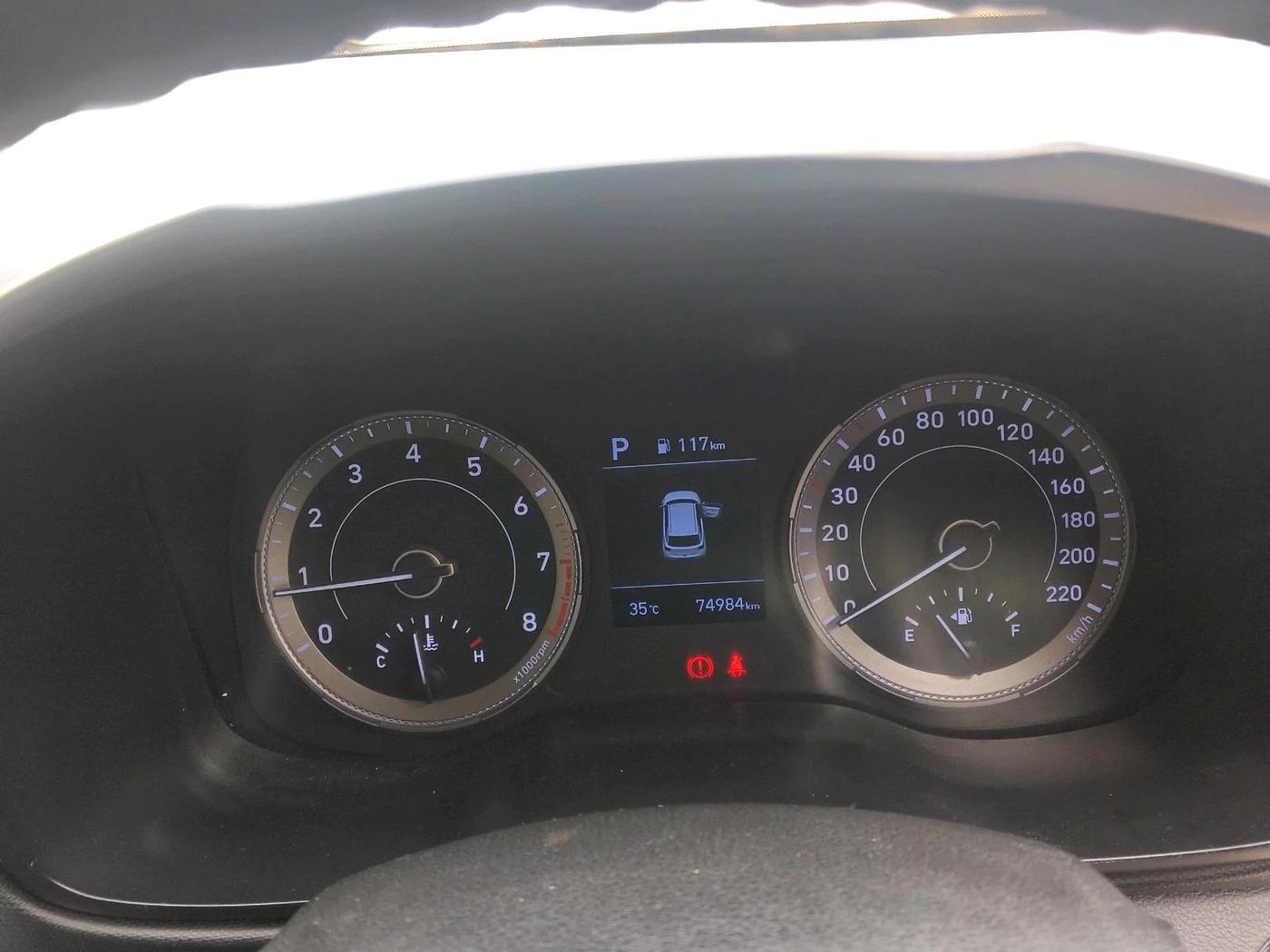 2019 Hyundai VENUE SX PLUS 1.0 TURBO DCT, Petrol, Automatic, 74,984 km, interior