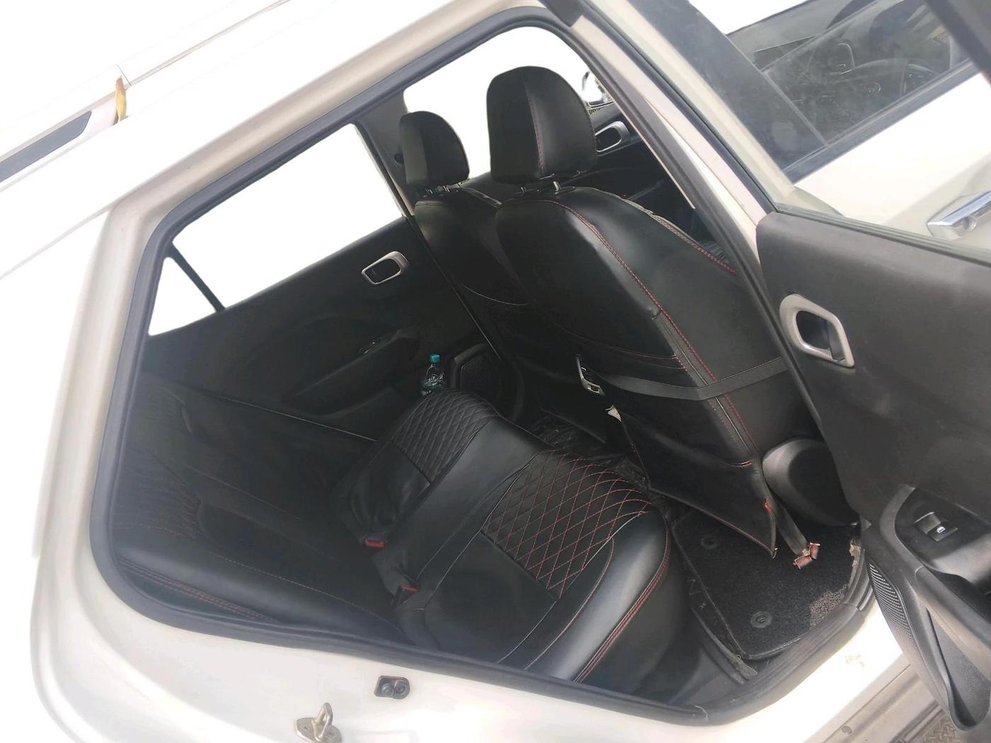2019 Hyundai VENUE SX PLUS 1.0 TURBO DCT, Petrol, Automatic, 74,984 km, interior