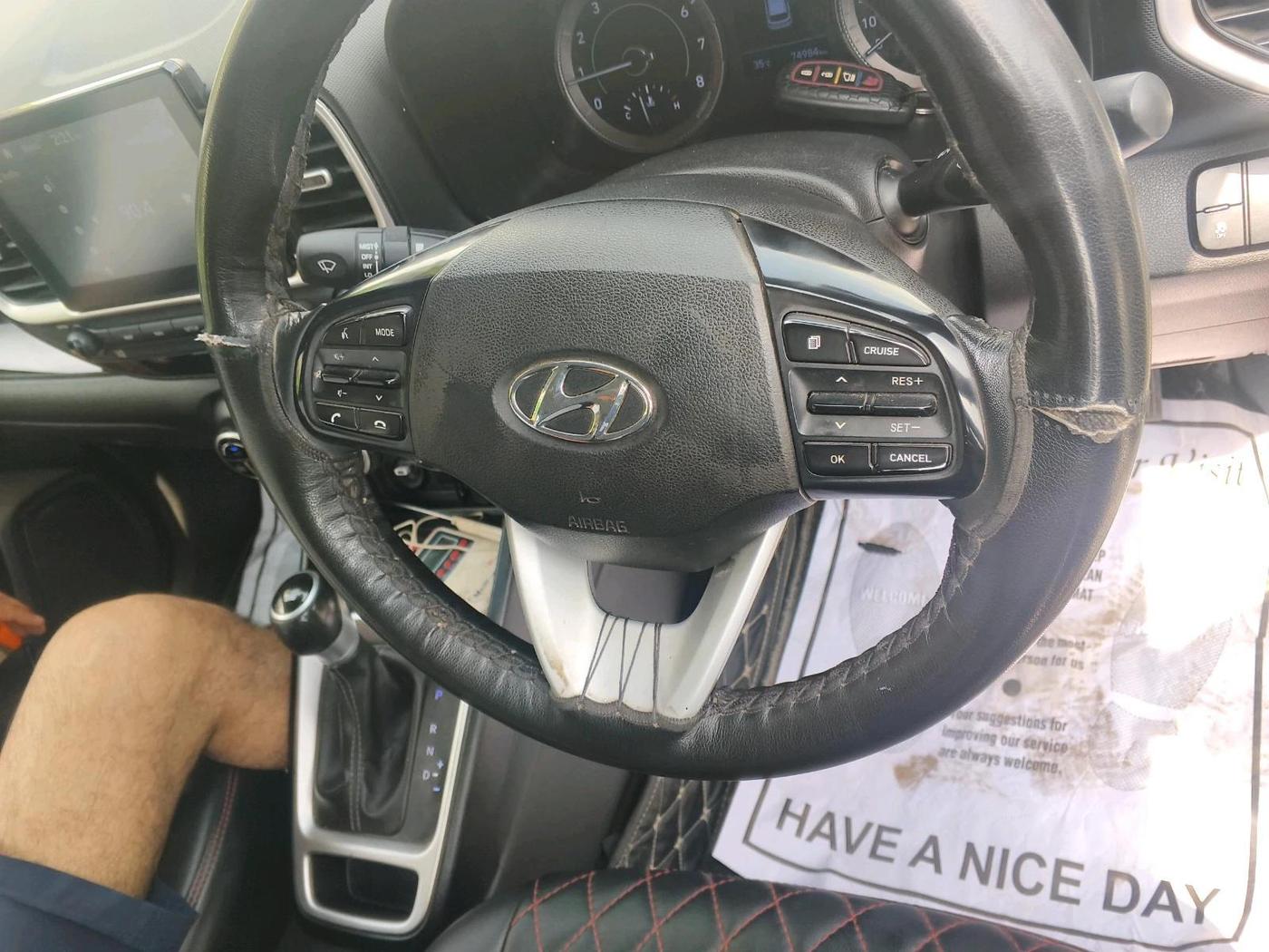 2019 Hyundai VENUE SX PLUS 1.0 TURBO DCT, Petrol, Automatic, 74,984 km, interior