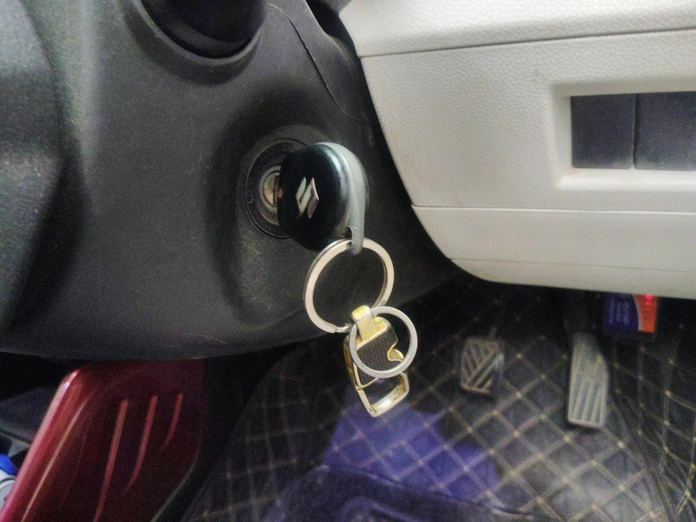 2017 Maruti IGNIS DELTA 1.2, Petrol, Manual, 60,857 km, interior