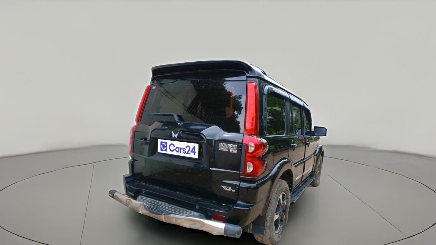 2023 Mahindra SCORPIO CLASSIC S11 7STR, Diesel, Manual, 61,645 km, exterior