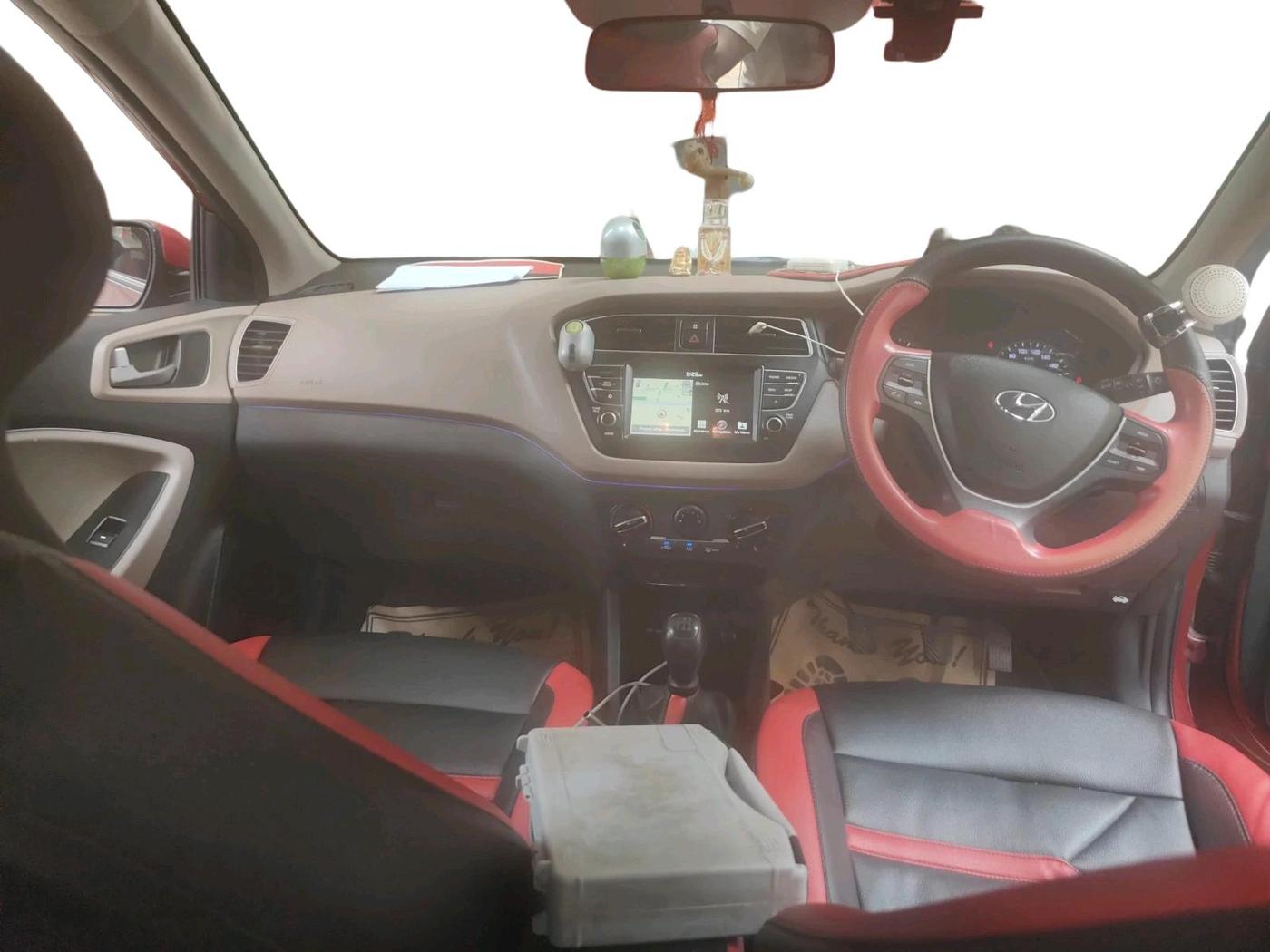 2019 Hyundai Elite i20 SPORTZ PLUS 1.2, Petrol, Manual, 54,979 km, interior