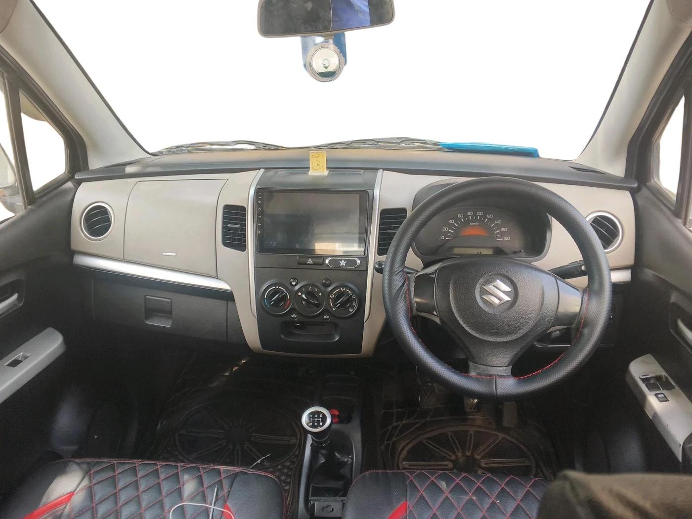 2013 Maruti Wagon R 1.0 LXI CNG, CNG, Manual, 1,59,049 km, interior