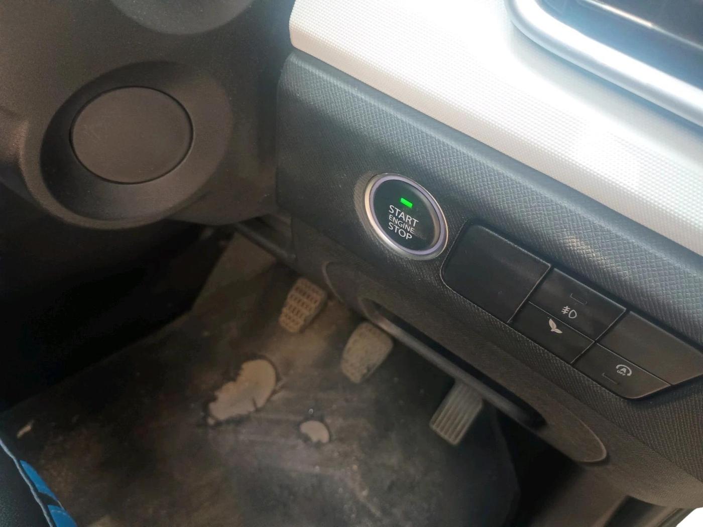 2022 Tata PUNCH ACCOMPLISHED MT, Petrol, Manual, 15,462 km, interior