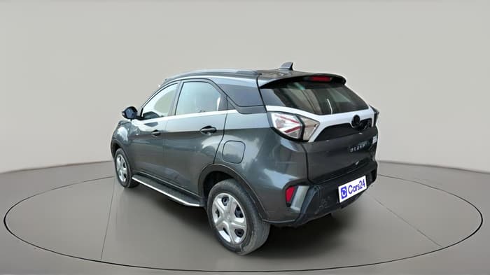 2022 Tata NEXON XM PLUS SUNROOF PETROL, Petrol, Manual, 34,772 km, exterior