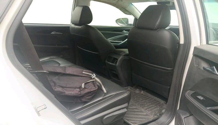 2020 MG HECTOR SHARP 2.0 DIESEL, Diesel, Manual, 1,19,781 km, interior