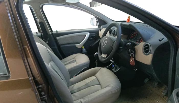 2014 Renault Duster RXL PETROL, Petrol, Manual, 88,030 km, interior