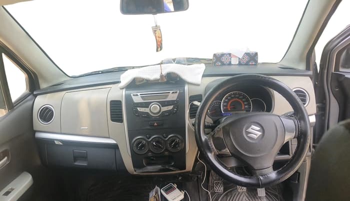 2014 Maruti Wagon R 1.0 VXI, Petrol, Manual, 72,670 km, interior