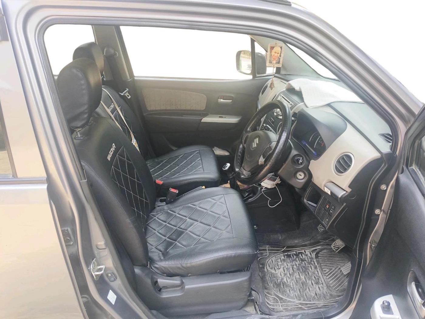 2014 Maruti Wagon R 1.0 VXI, Petrol, Manual, 72,670 km, interior
