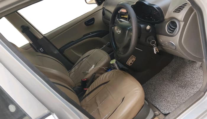 2013 Hyundai i10 ERA 1.1, Petrol, Manual, 89,129 km, interior
