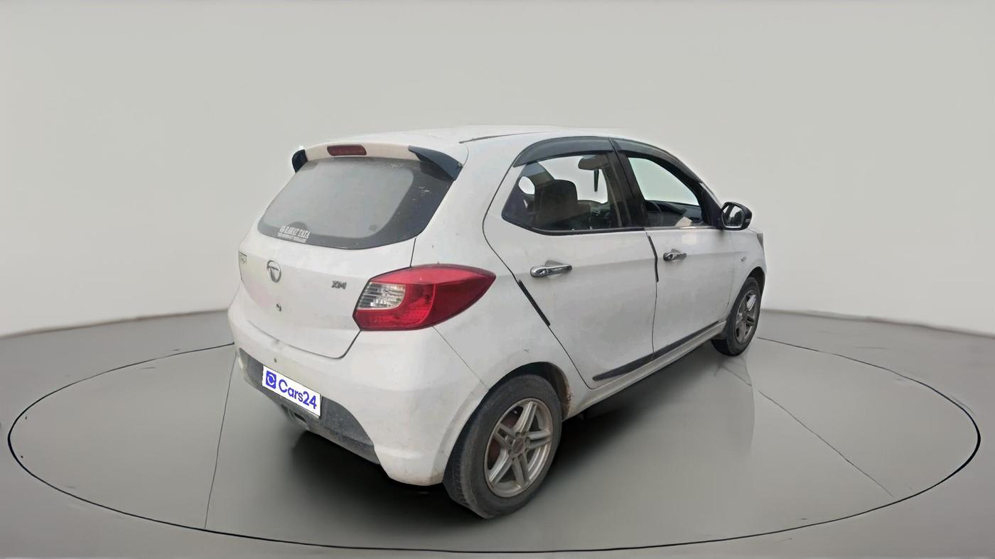 2017 Tata Tiago XM PETROL, CNG, Manual, 1,49,450 km, exterior