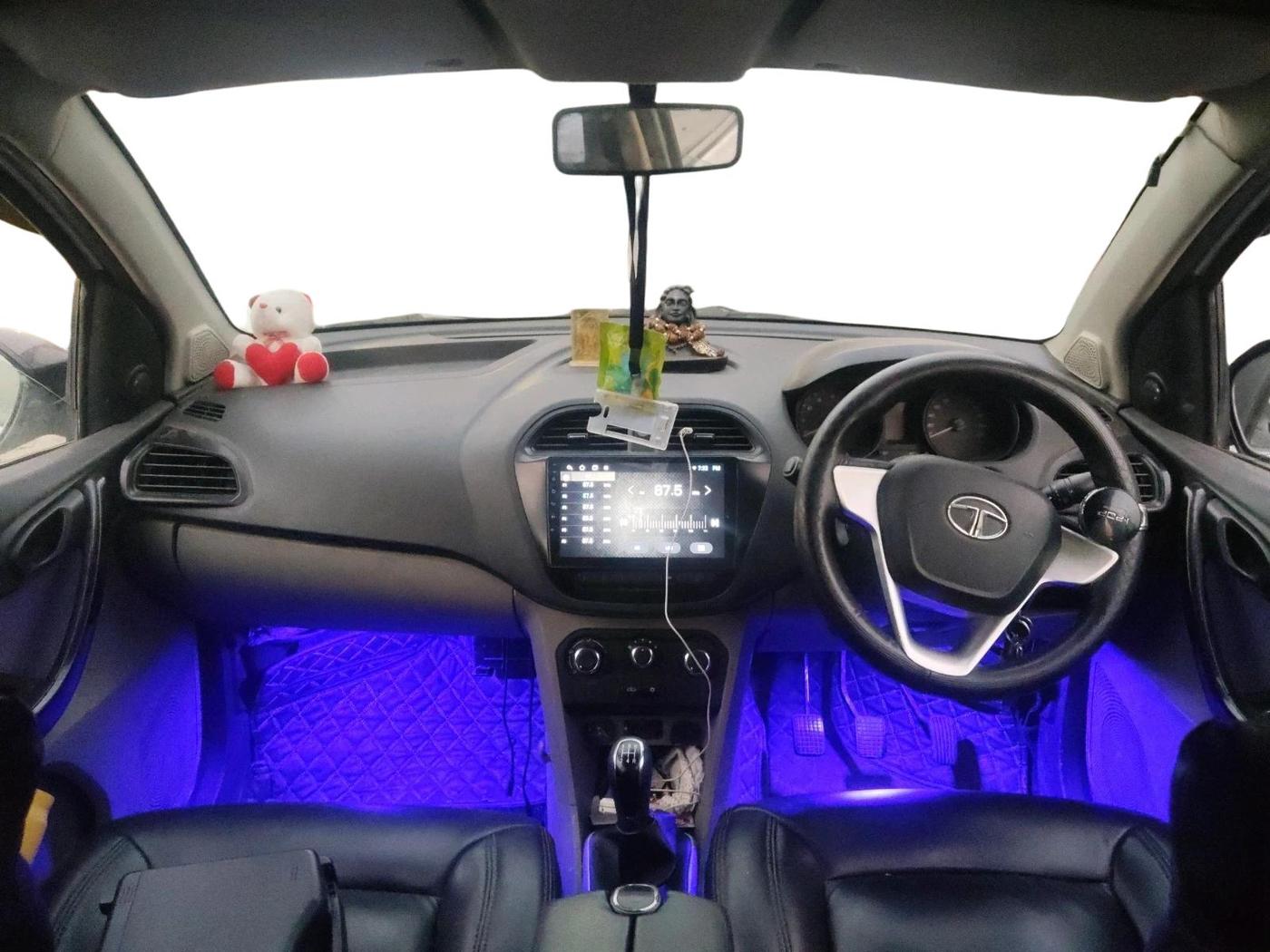 2017 Tata Tiago XM PETROL, CNG, Manual, 1,49,450 km, interior