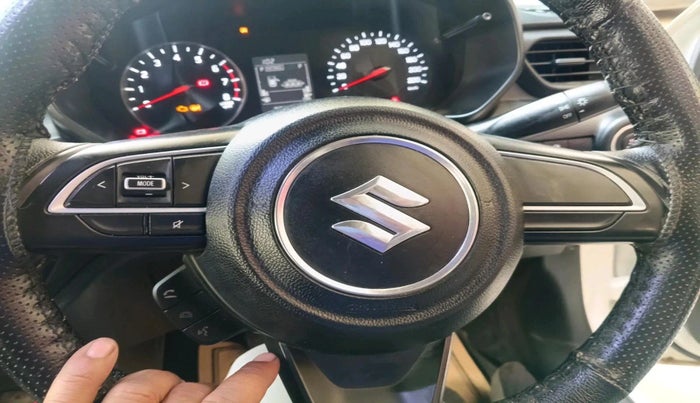 2025 Maruti Swift VXi (O) CNG, CNG, Manual, 22,528 km, interior