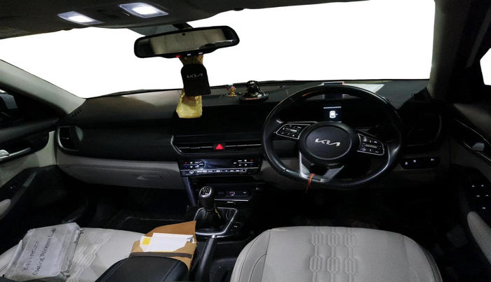 2023 KIA SELTOS  HTX 1.5 PETROL MT, Petrol, Manual, 34,806 km, interior