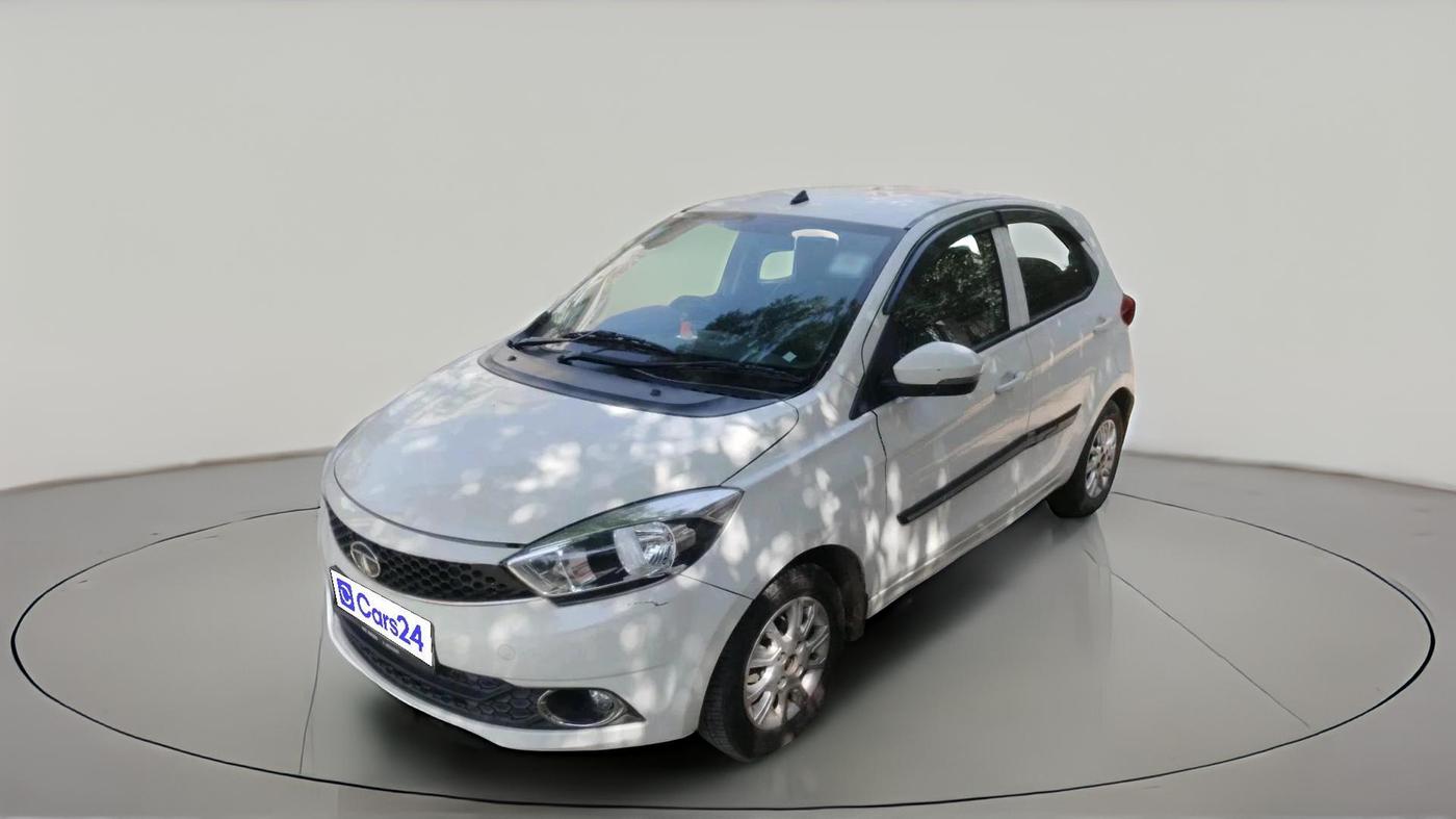 2017 Tata Tiago XZA PETROL, Petrol, Automatic, 64,902 km, exterior