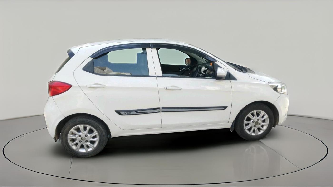 2017 Tata Tiago XZA PETROL, Petrol, Automatic, 64,902 km, exterior